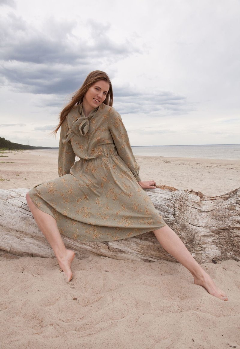 Лариса, 20 лет, 2 размер груди